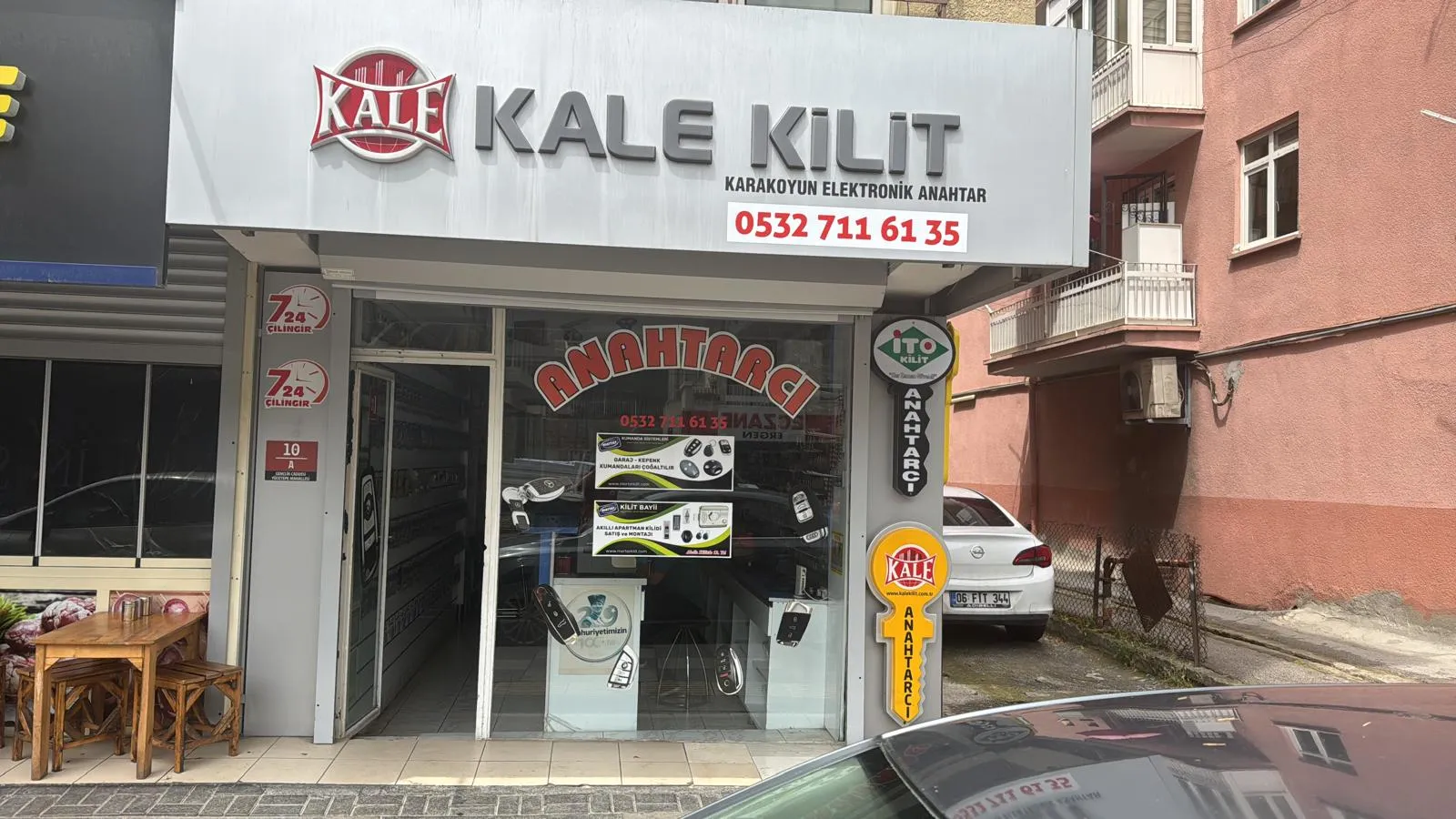 Karakoyun Elektronik Anahtar dükkânının dış görünümü — Kale Kilit tabelalı anahtarcı, Maltepe Mah. Gençlik Cd. No: 10/A, Çankaya/Ankara